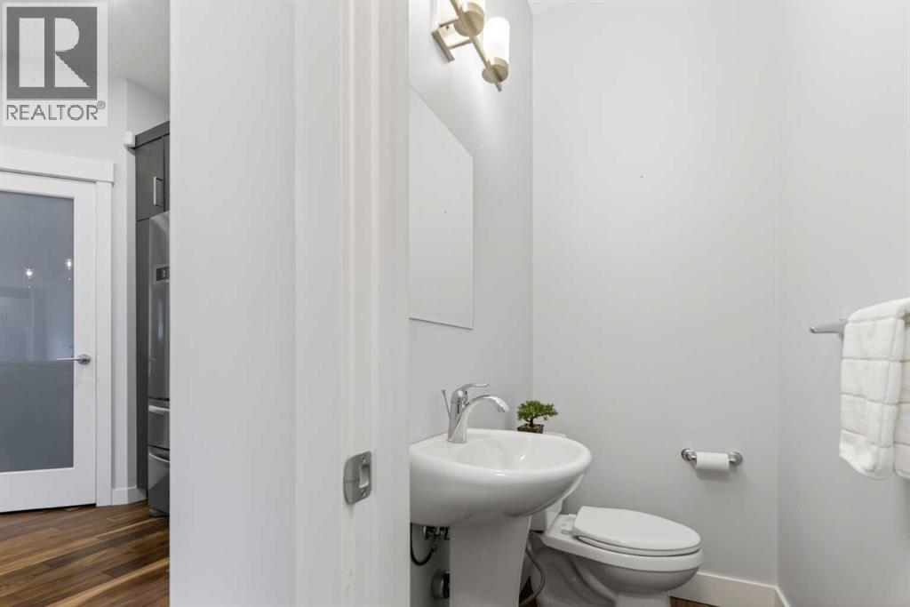 4660 82 Street NW - 21