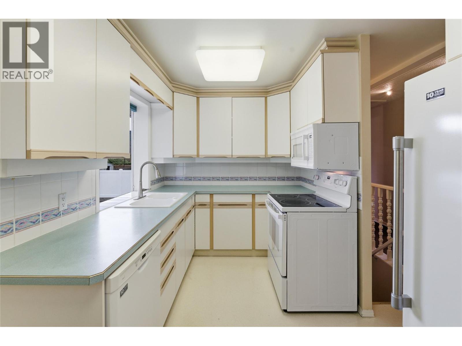 164 Manor Park Avenue - 4
