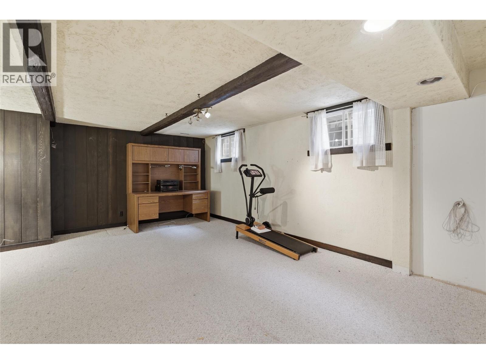 164 Manor Park Avenue - 32