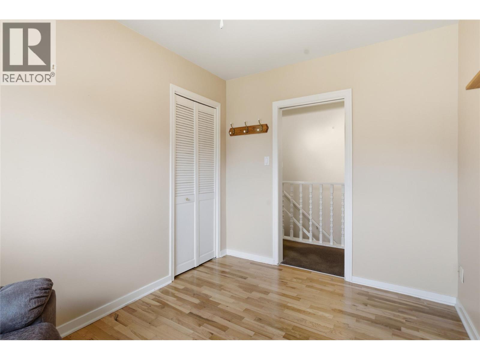 164 Manor Park Avenue - 25