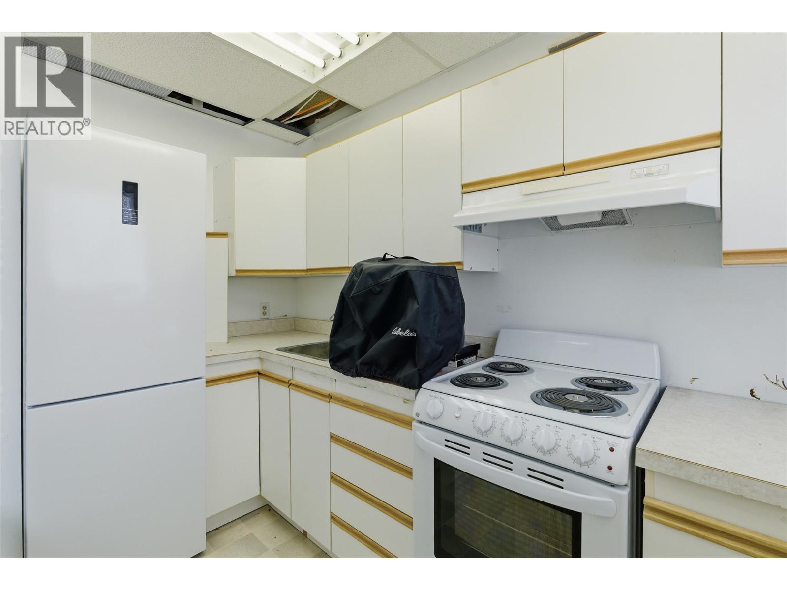 164 Manor Park Avenue - 52