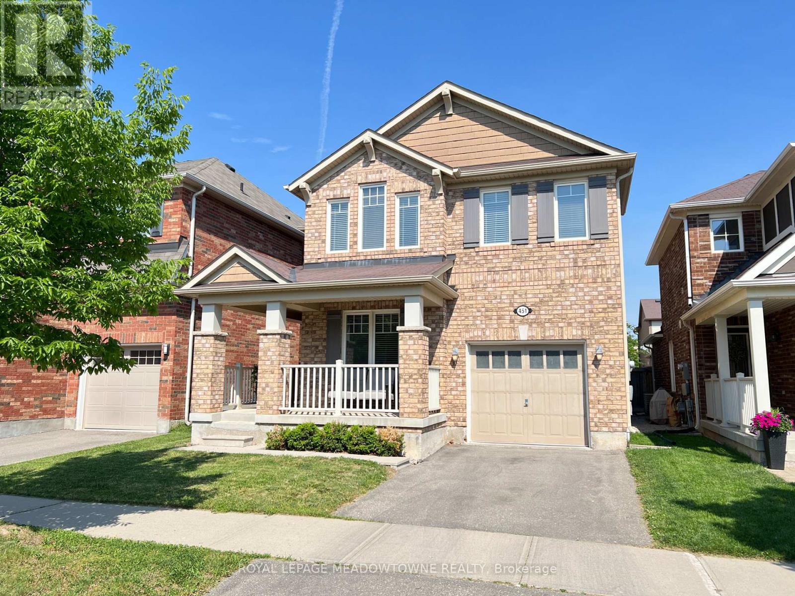 451 ZUEST CRESCENT - Image 2