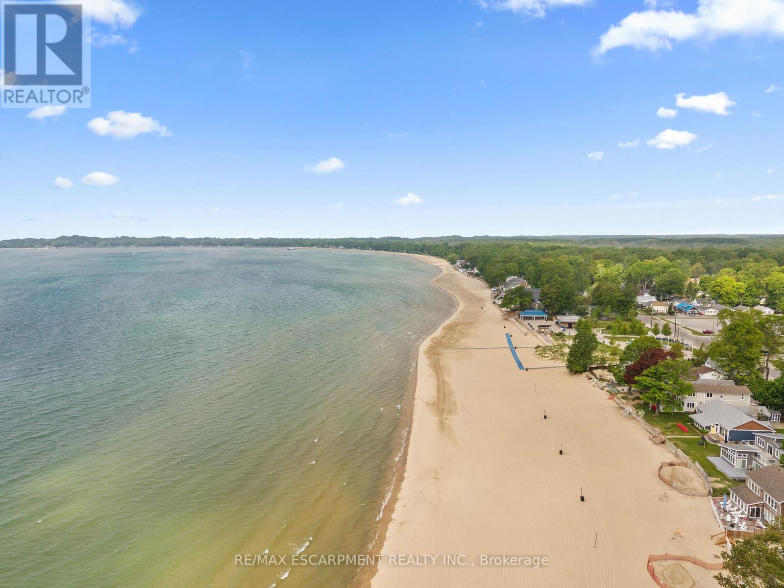 26 BEACHWALK CRESCENT - 13