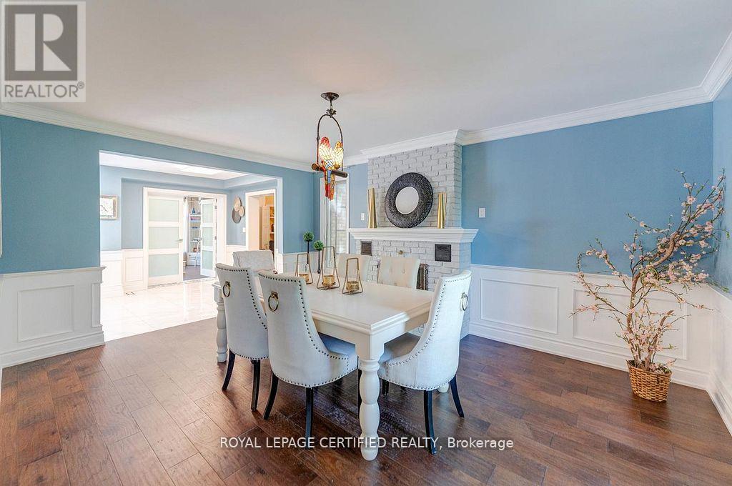 10 KARENDALE CRESCENT - 13
