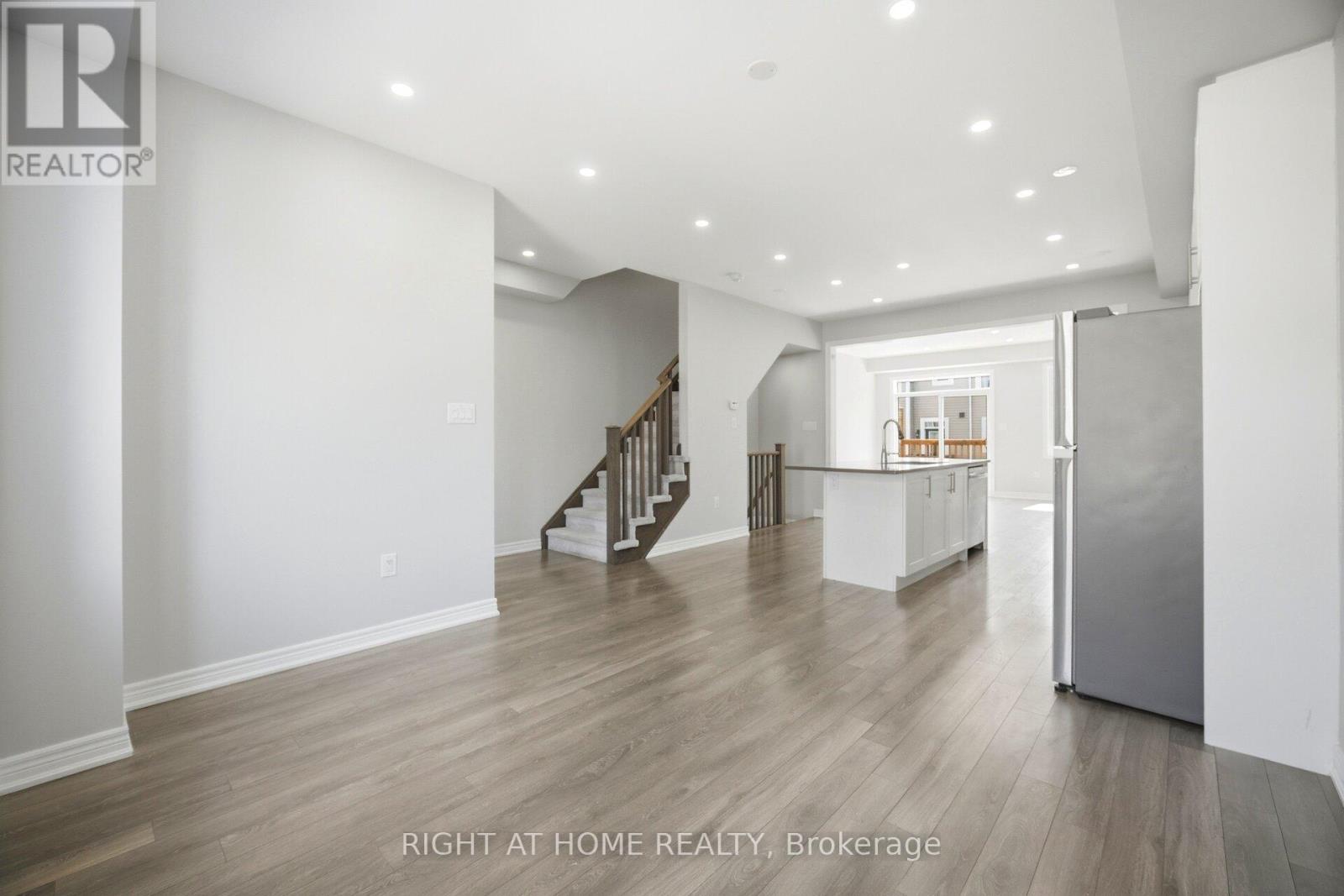 8 RAPIDS LANE - 18
