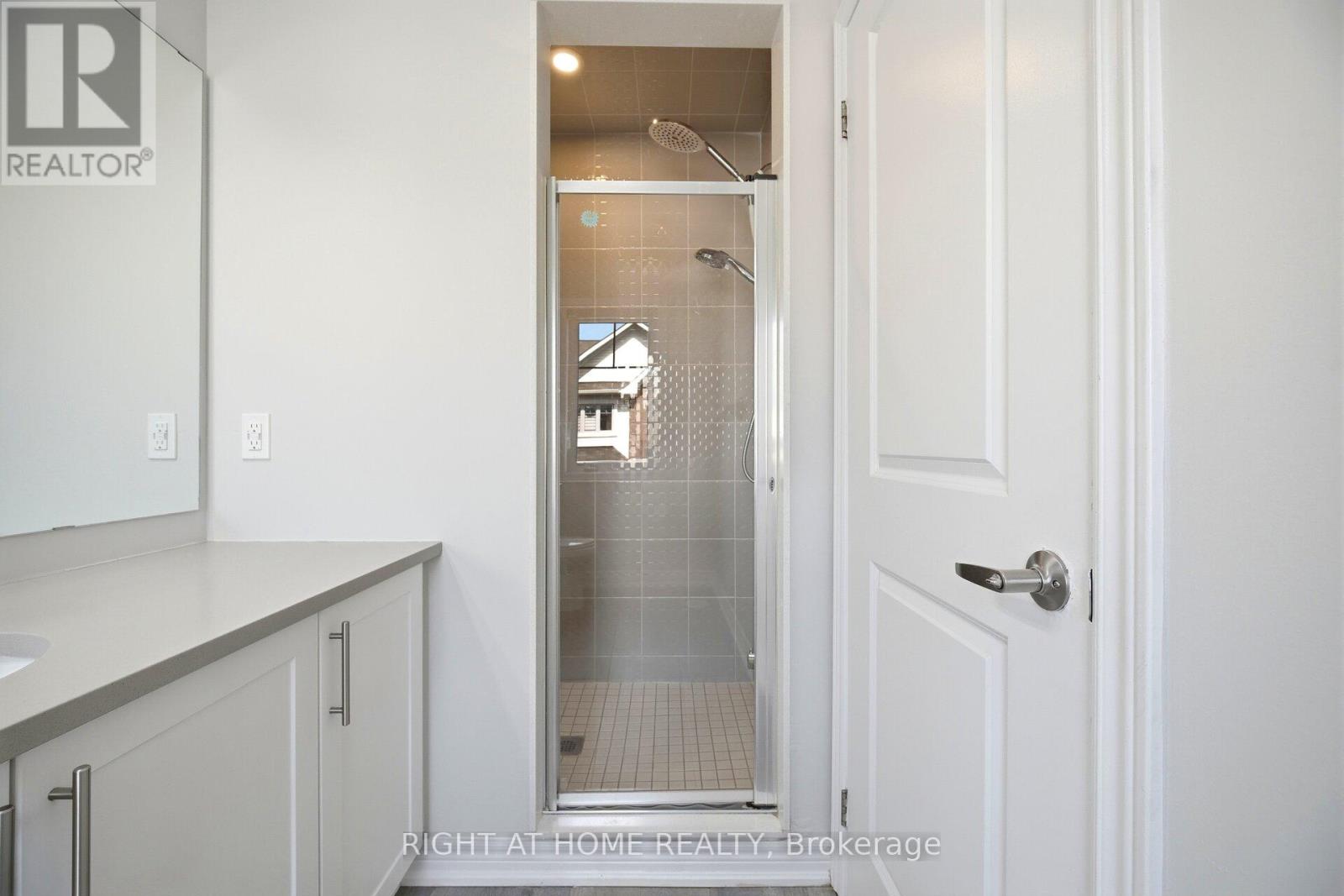 8 RAPIDS LANE - 27