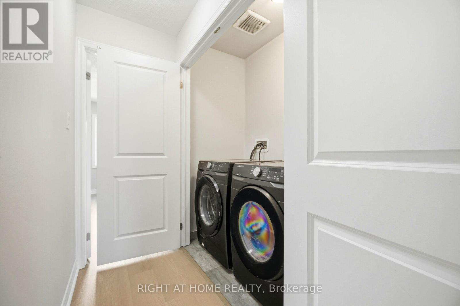 8 RAPIDS LANE - 34