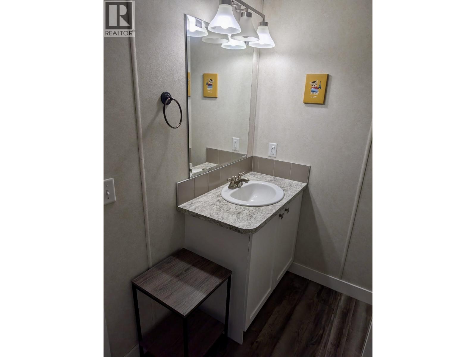 #32 4619 LOWRIE AVENUE - 11