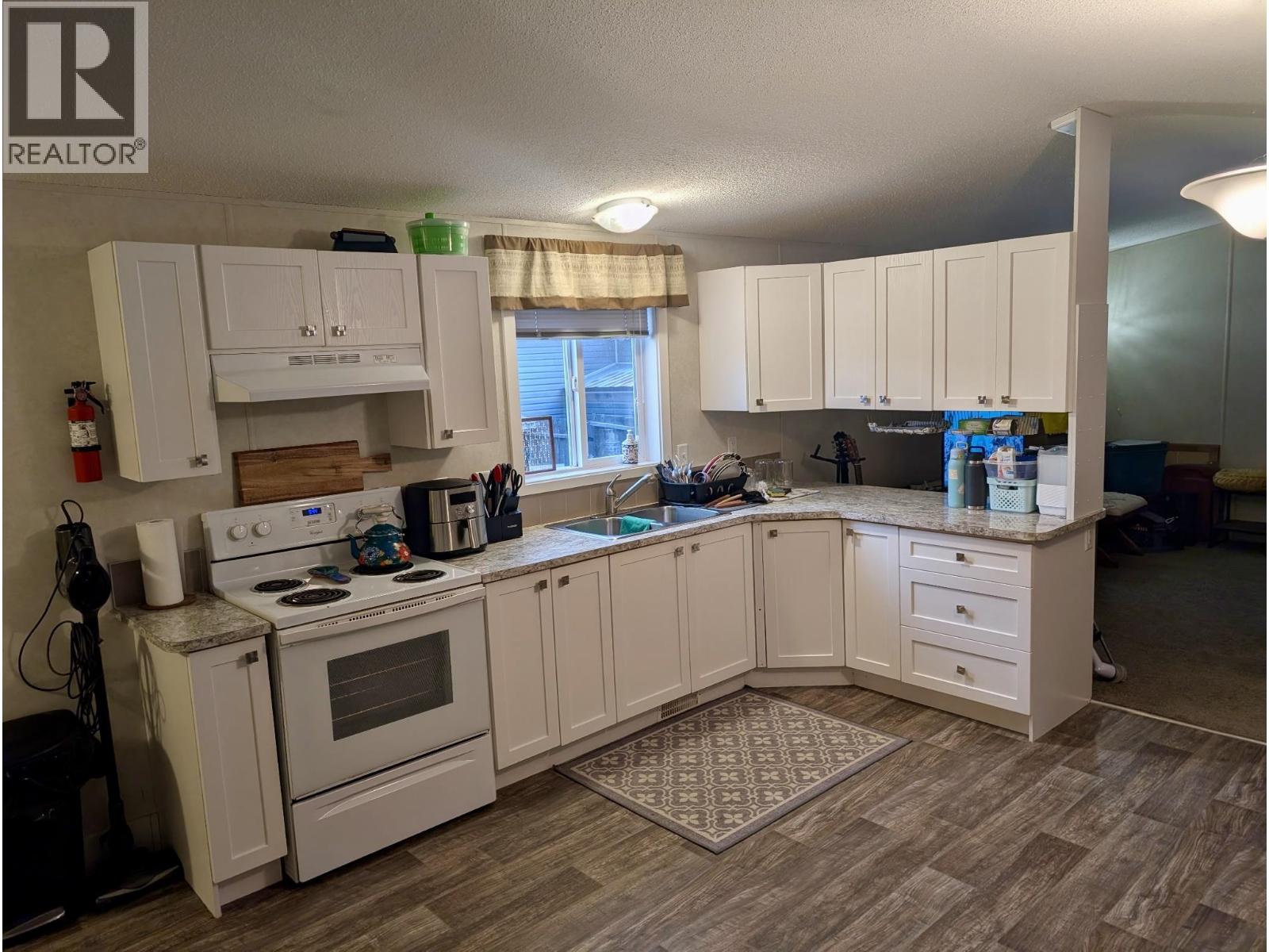 #32 4619 LOWRIE AVENUE - 4