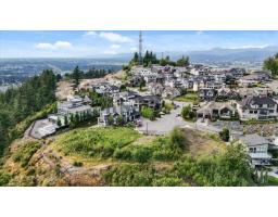 35410 Mahogany Drive, Abbotsford, BC V3G0G8 Photo 10