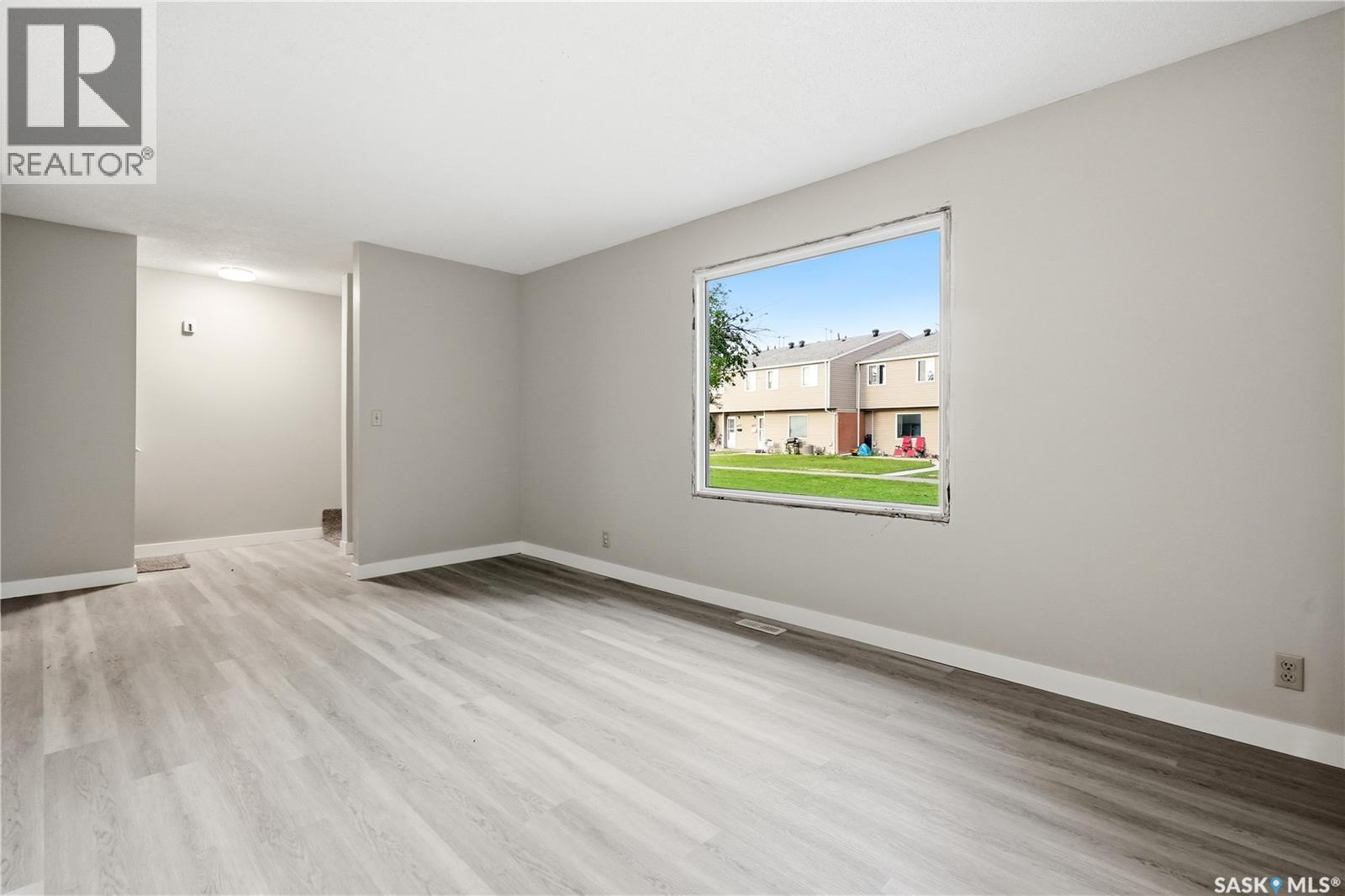 #4134 Castle ROAD - 8