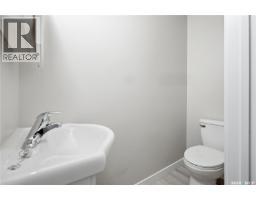 4134 Castle Road, Regina, SK S4S6A4 Photo 17