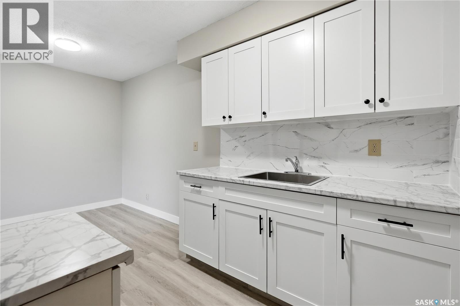 #4134 Castle ROAD - 15