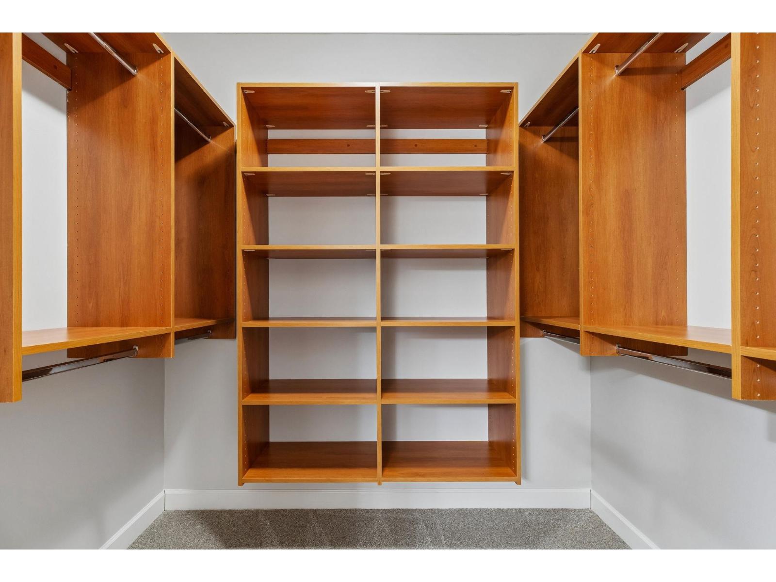 228 8157 207 STREET, Surrey