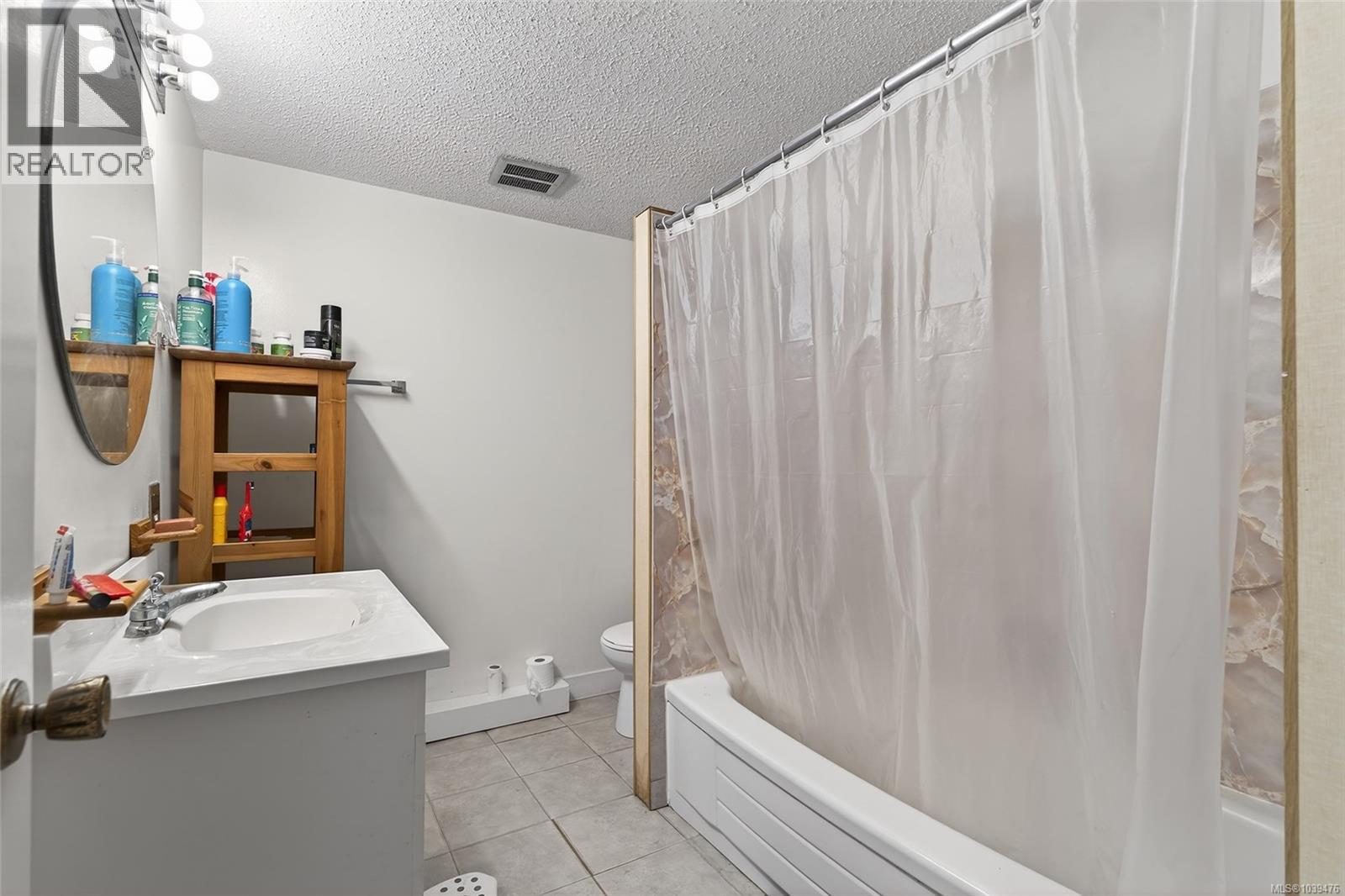 2411 Tintern Rd - 22