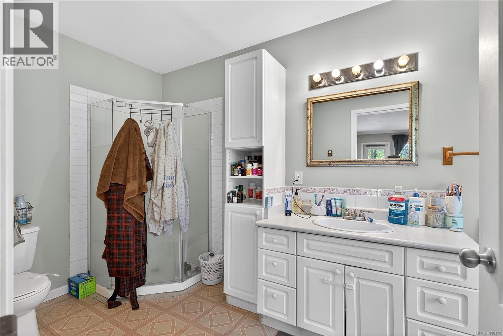 2411 Tintern Rd - 36