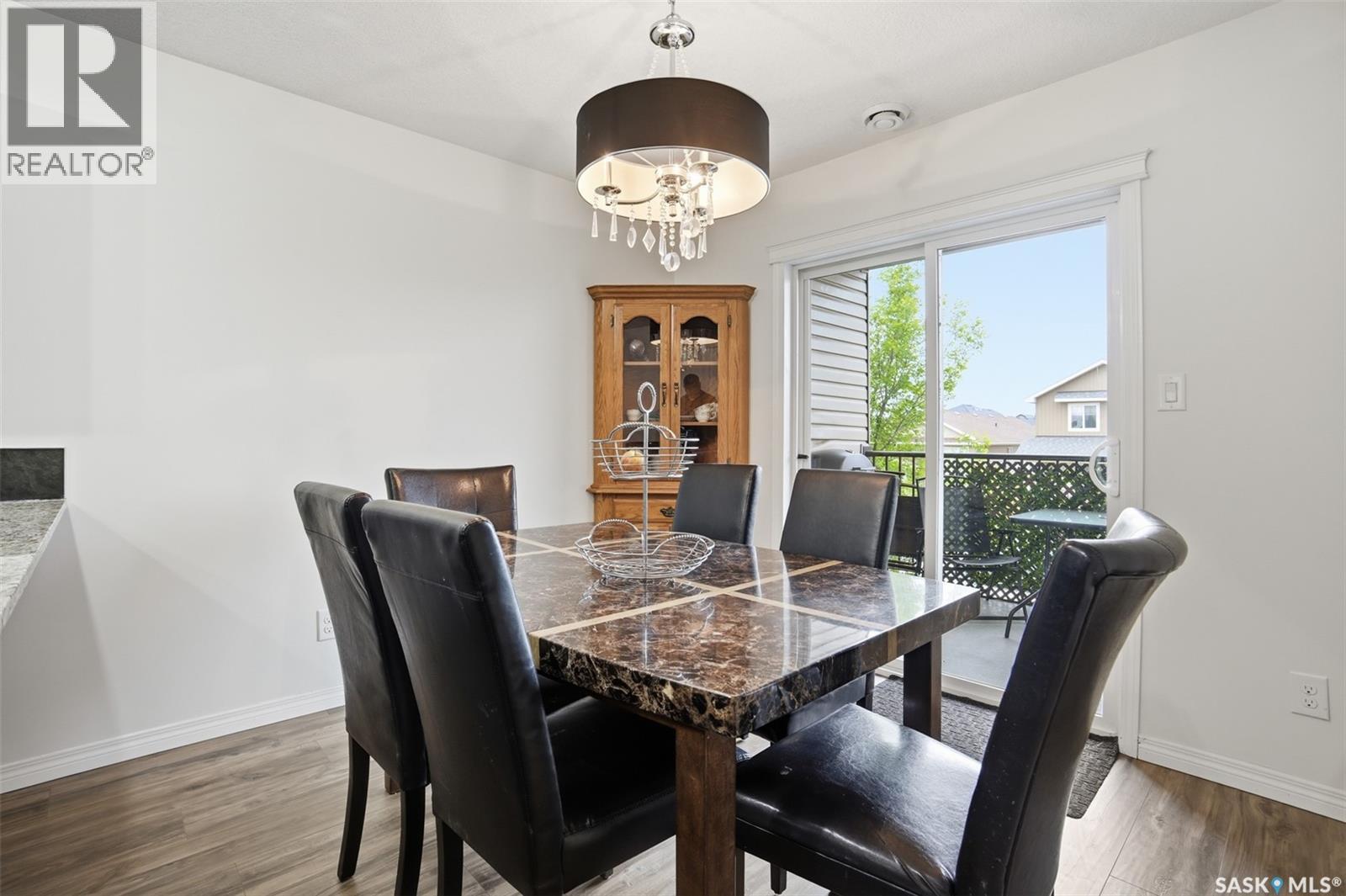 #305 103 Klassen CRESCENT - 12