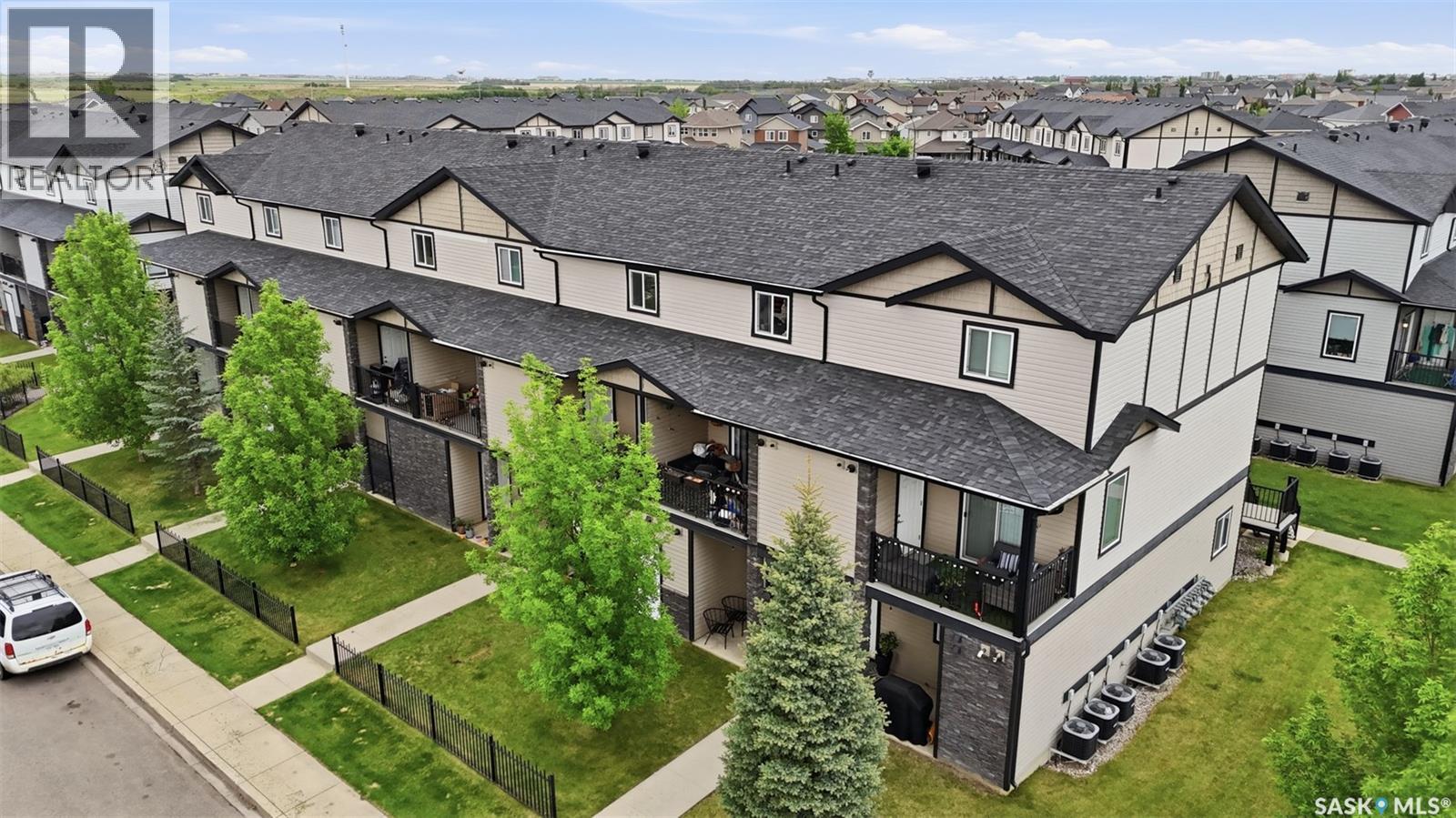 #305 103 Klassen CRESCENT - 26