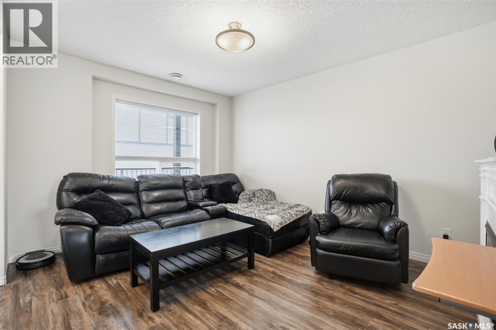 #305 103 Klassen CRESCENT - 7