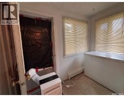 212 3rd Avenue E, Kindersley, SK S0L1S0 Photo 13