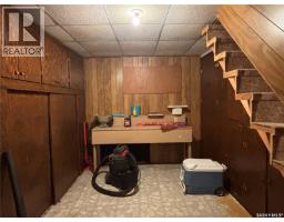 212 3rd Avenue E, Kindersley, SK S0L1S0 Photo 14