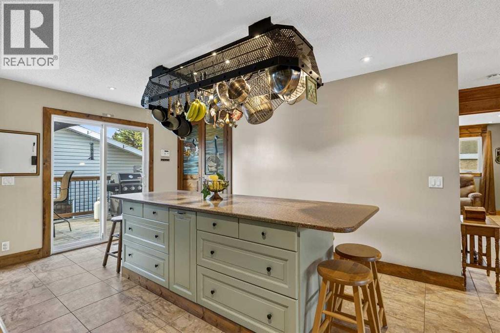 216 Castleridge Drive NE - 12