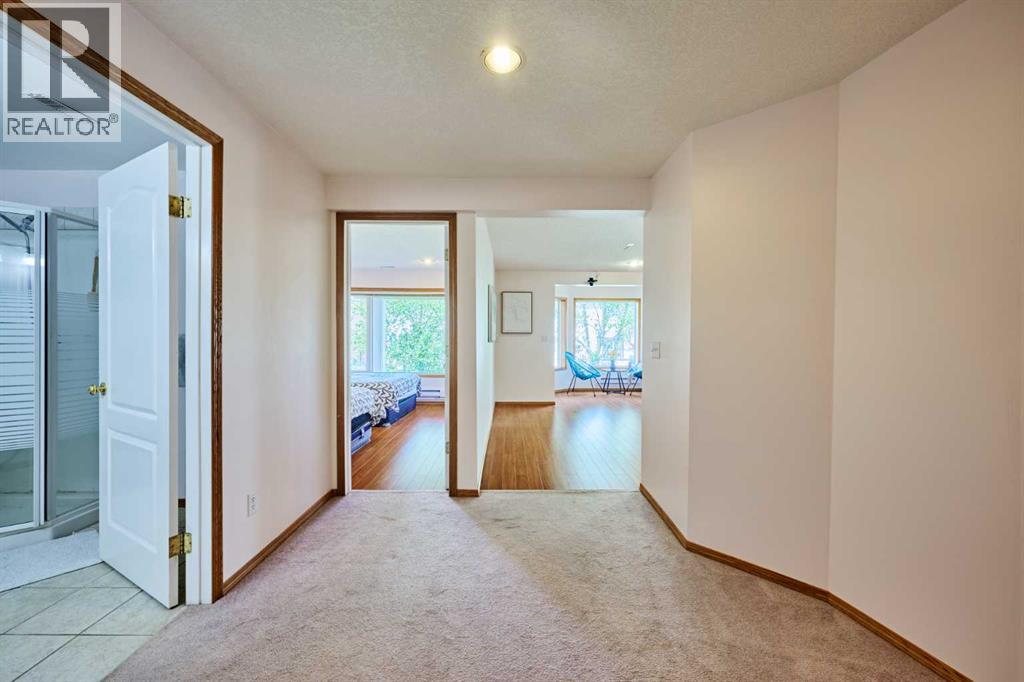 605 Hamptons Drive NW - 39