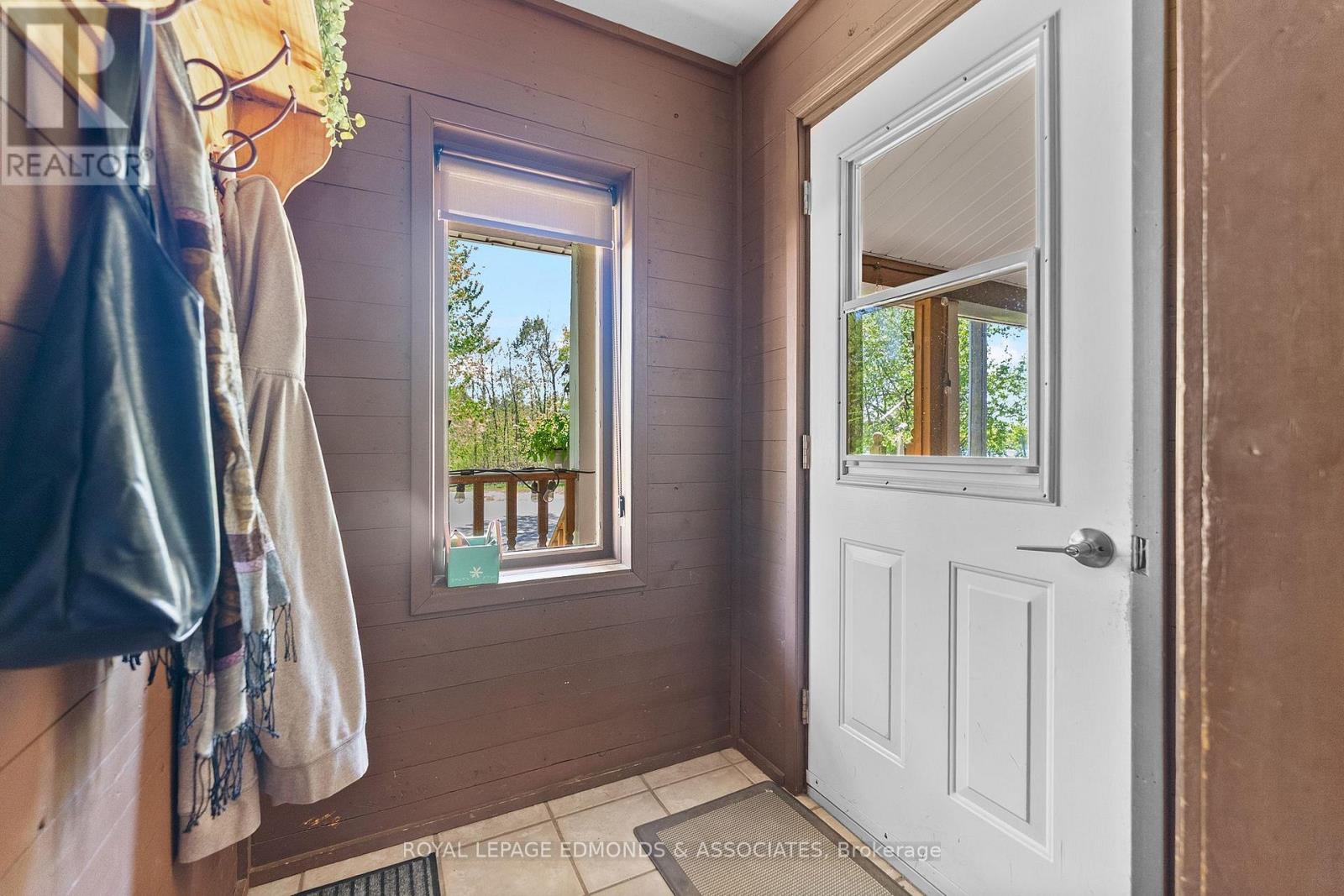 350 GERVAIS ROAD - 6