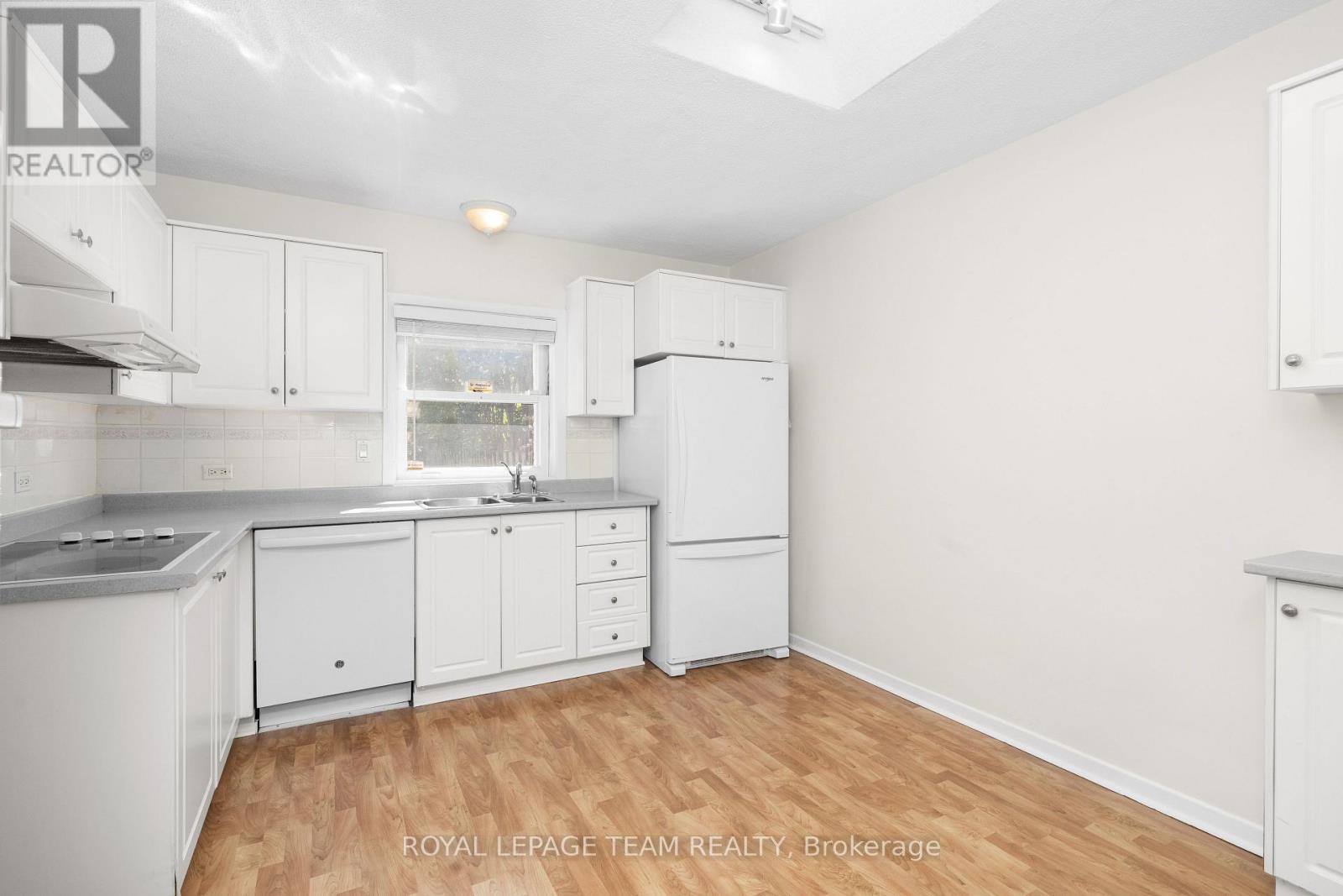 35 SPRINGFIELD ROAD - 7