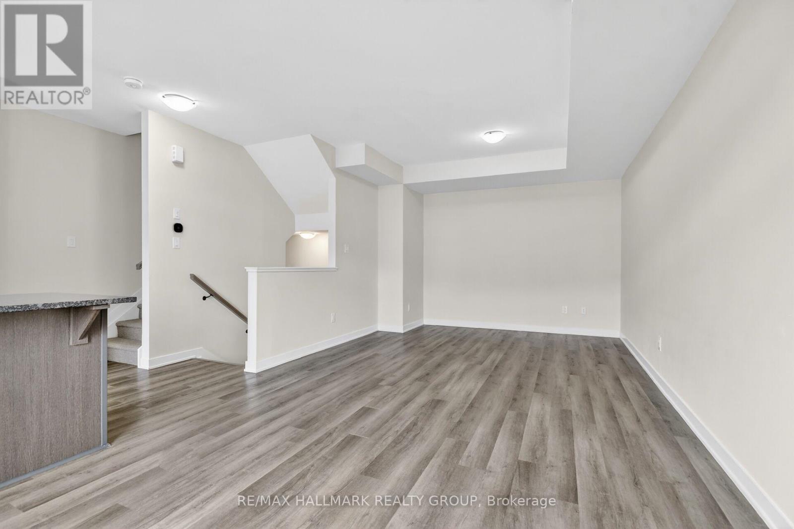 402 JEWELWING PRIVATE - 9