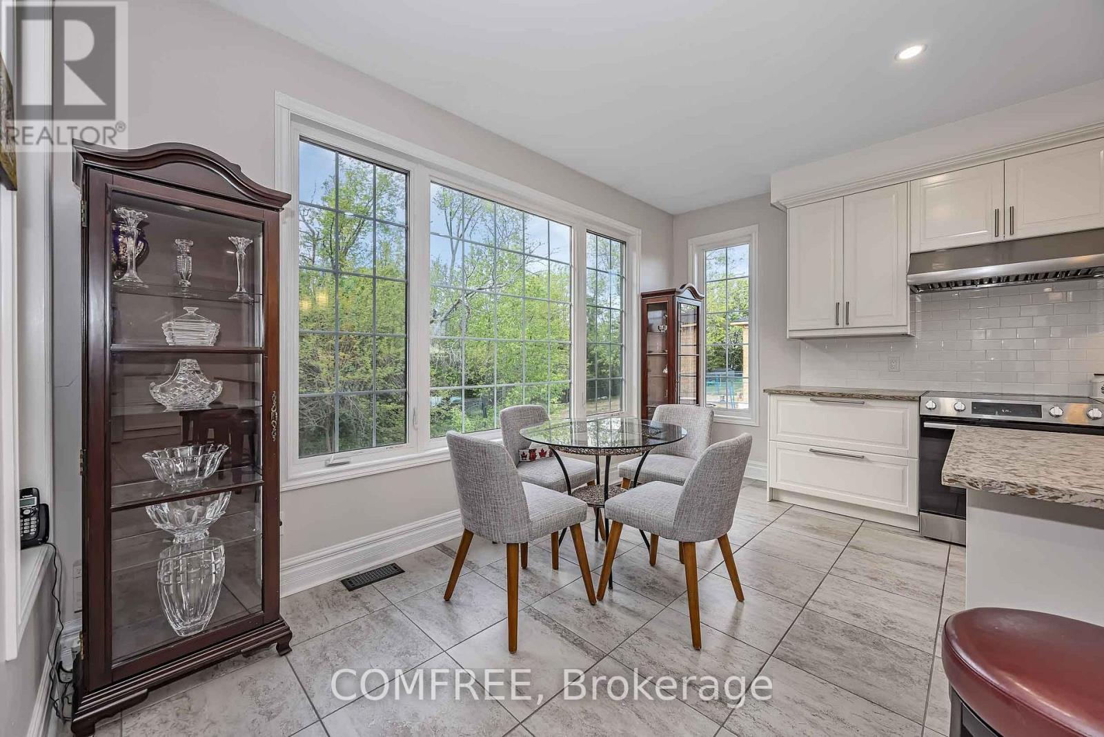 1385 MCMAHON AVENUE - 16