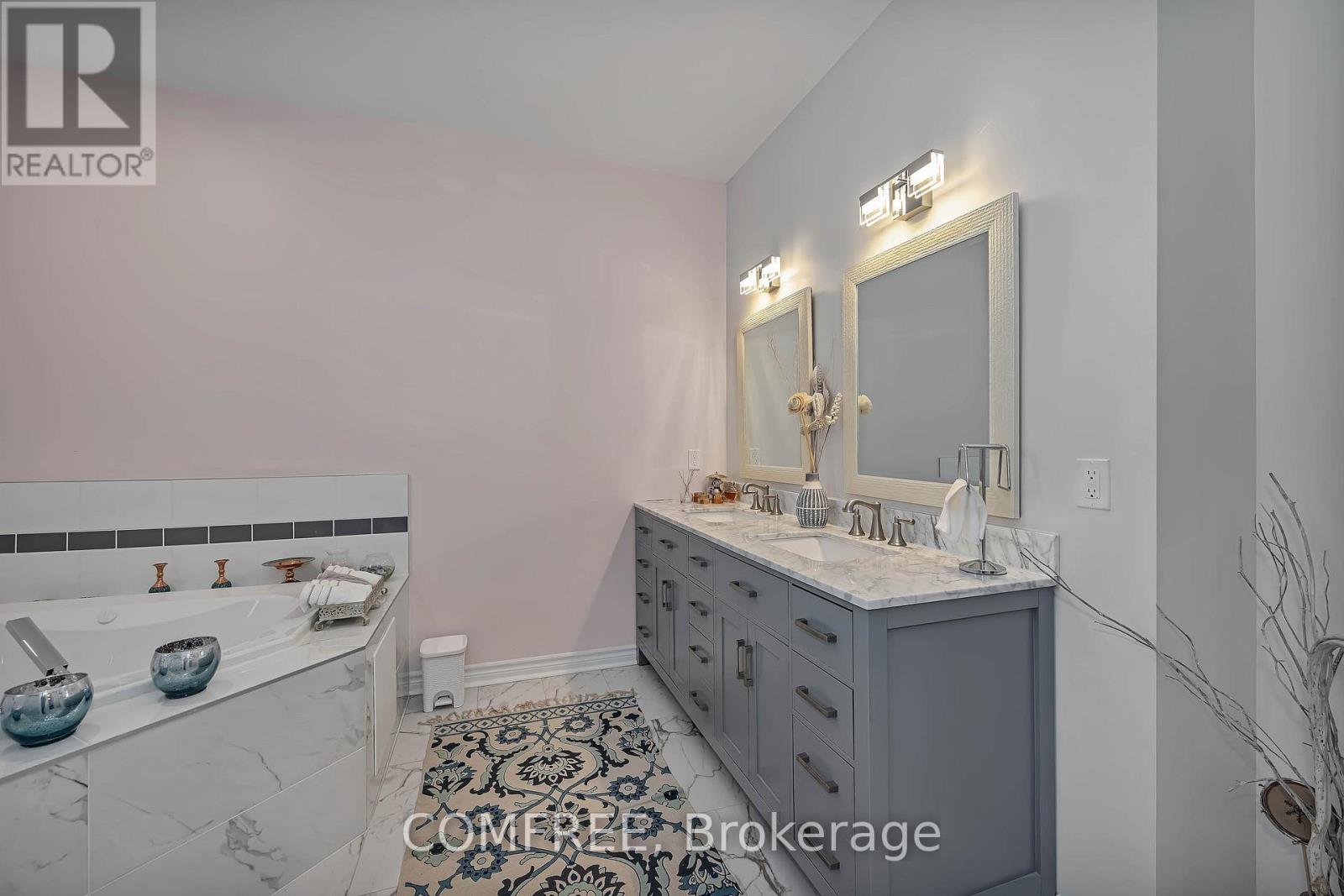 1385 MCMAHON AVENUE - 27