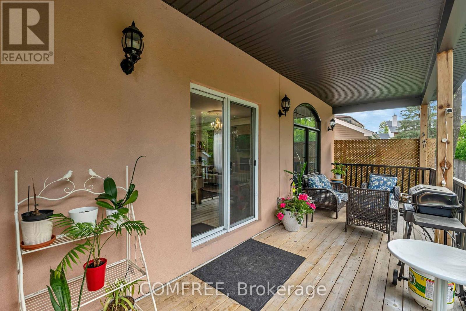 1385 MCMAHON AVENUE - 48