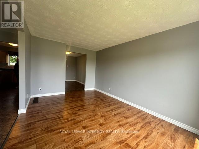 3150 POIRIER AVENUE - 6