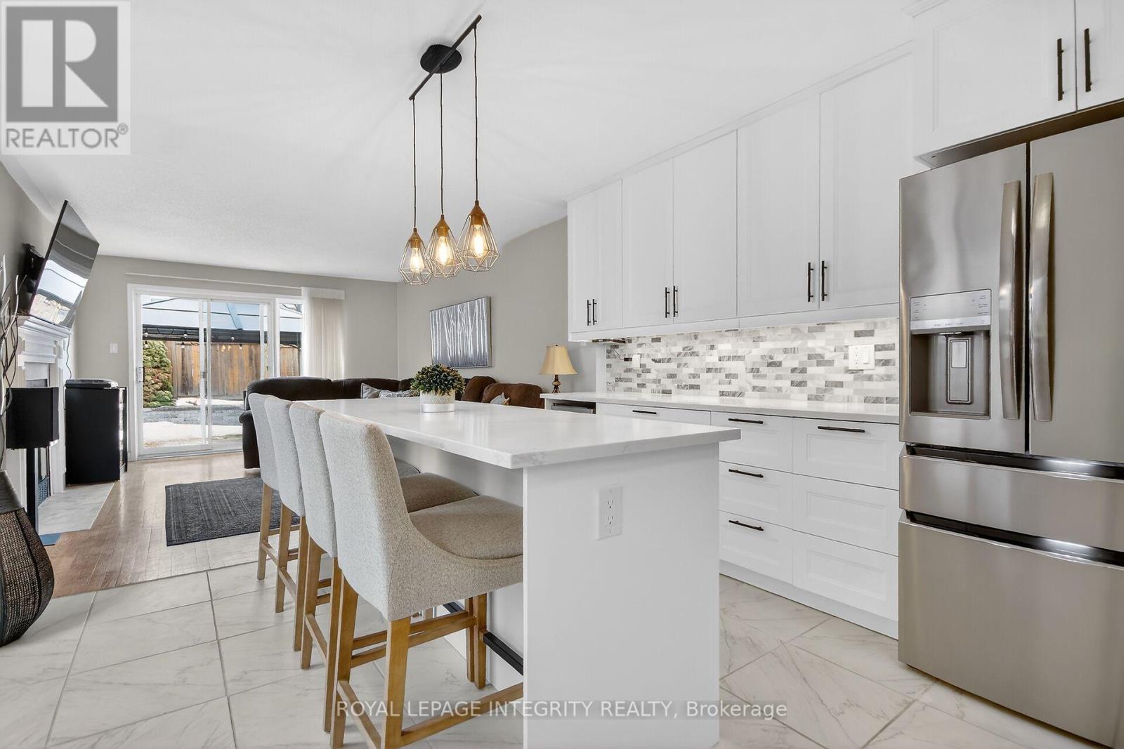 161 LONGSHIRE CIRCLE - 20