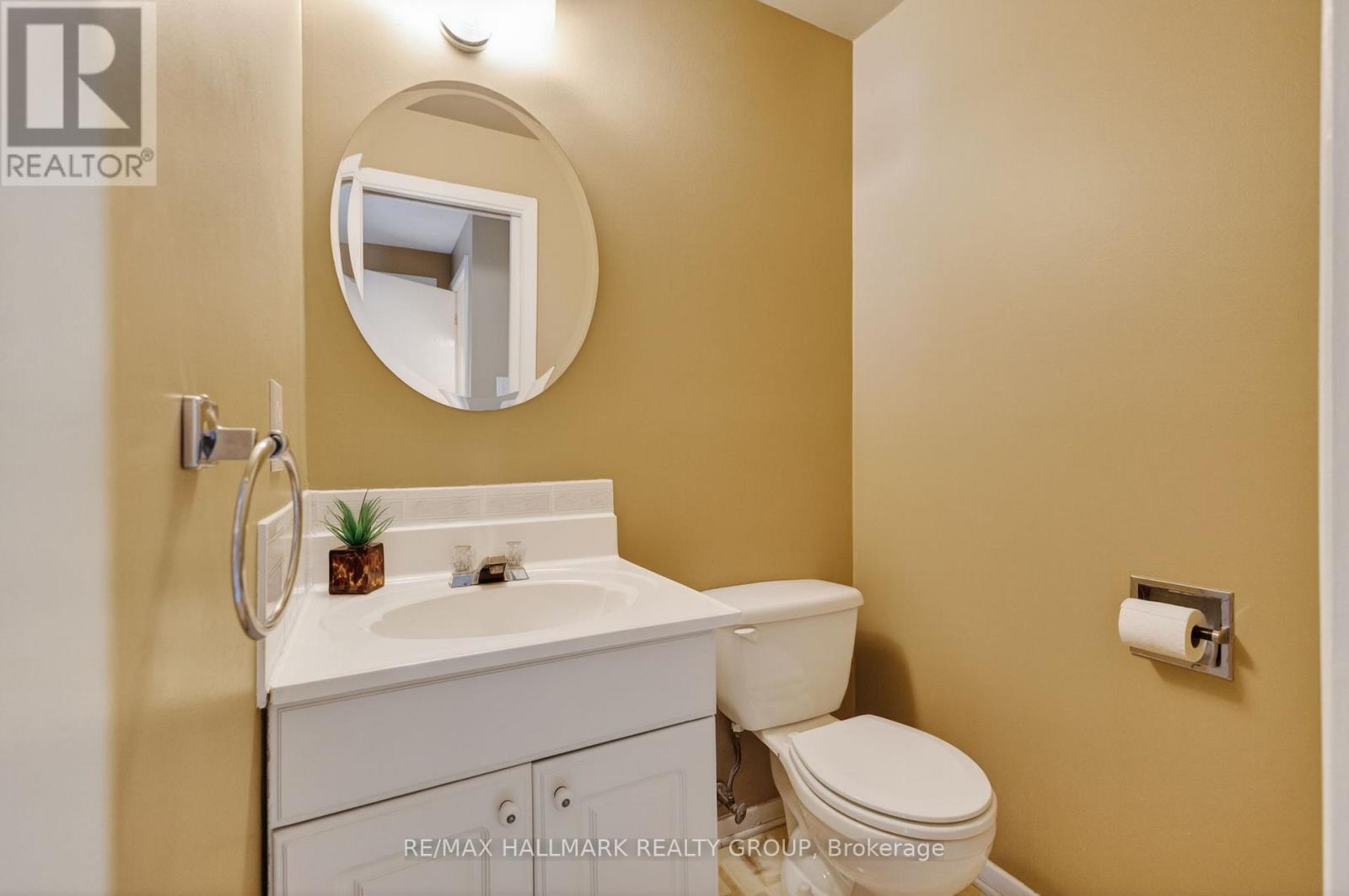 2067 WOODGLEN CRESCENT - 19