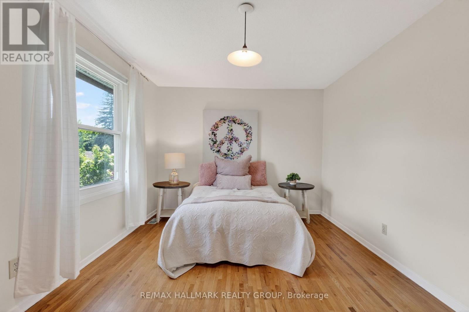 2067 WOODGLEN CRESCENT - 26