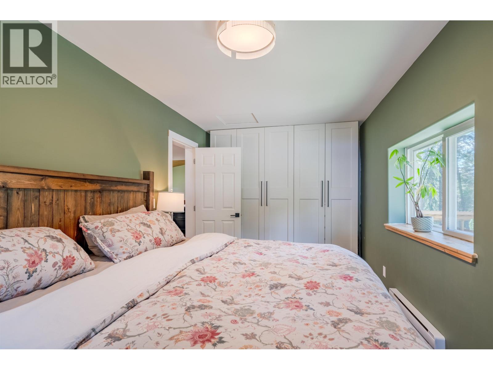 6341 REDPATH ROAD - 13