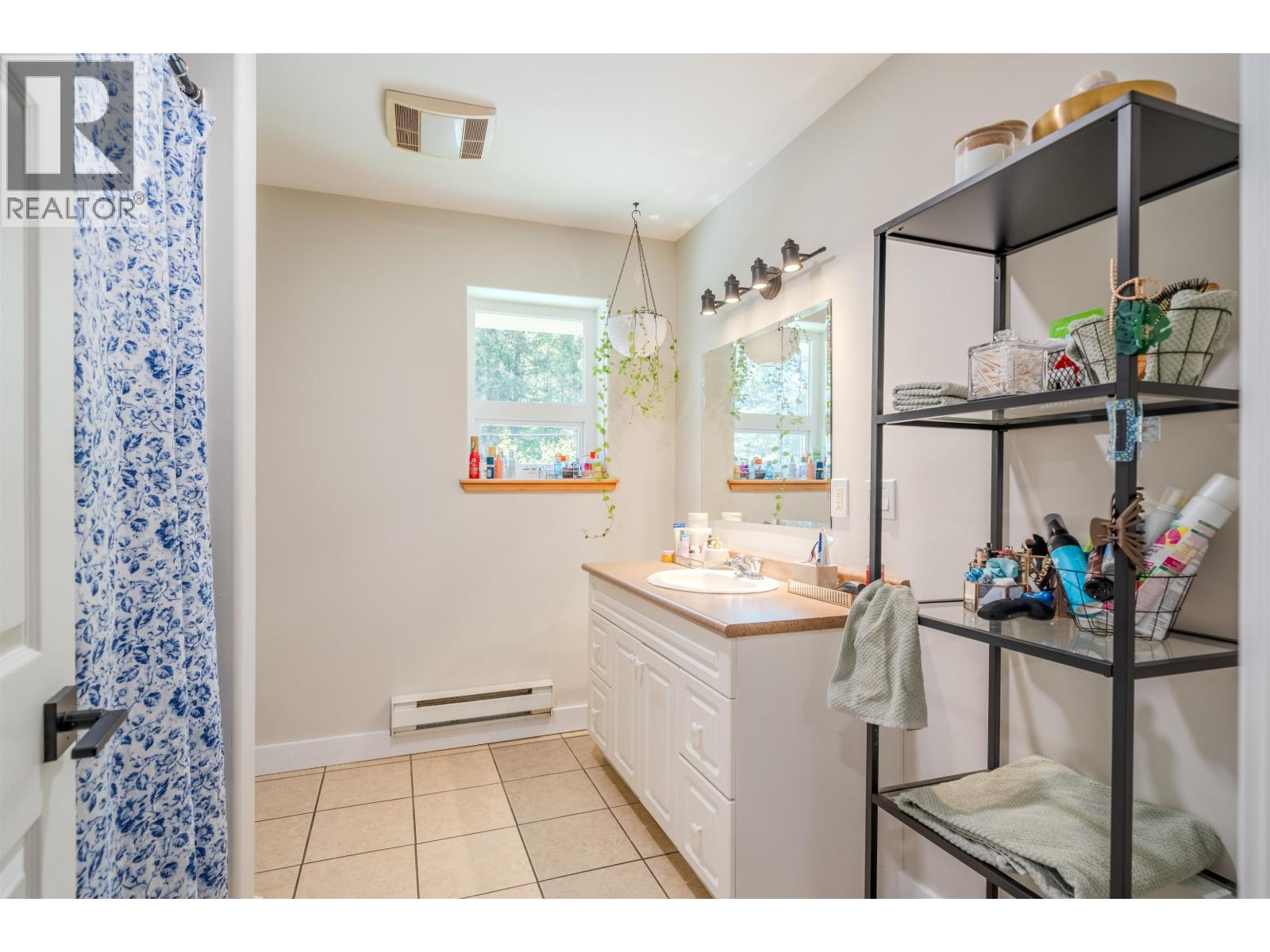 6341 REDPATH ROAD - 15