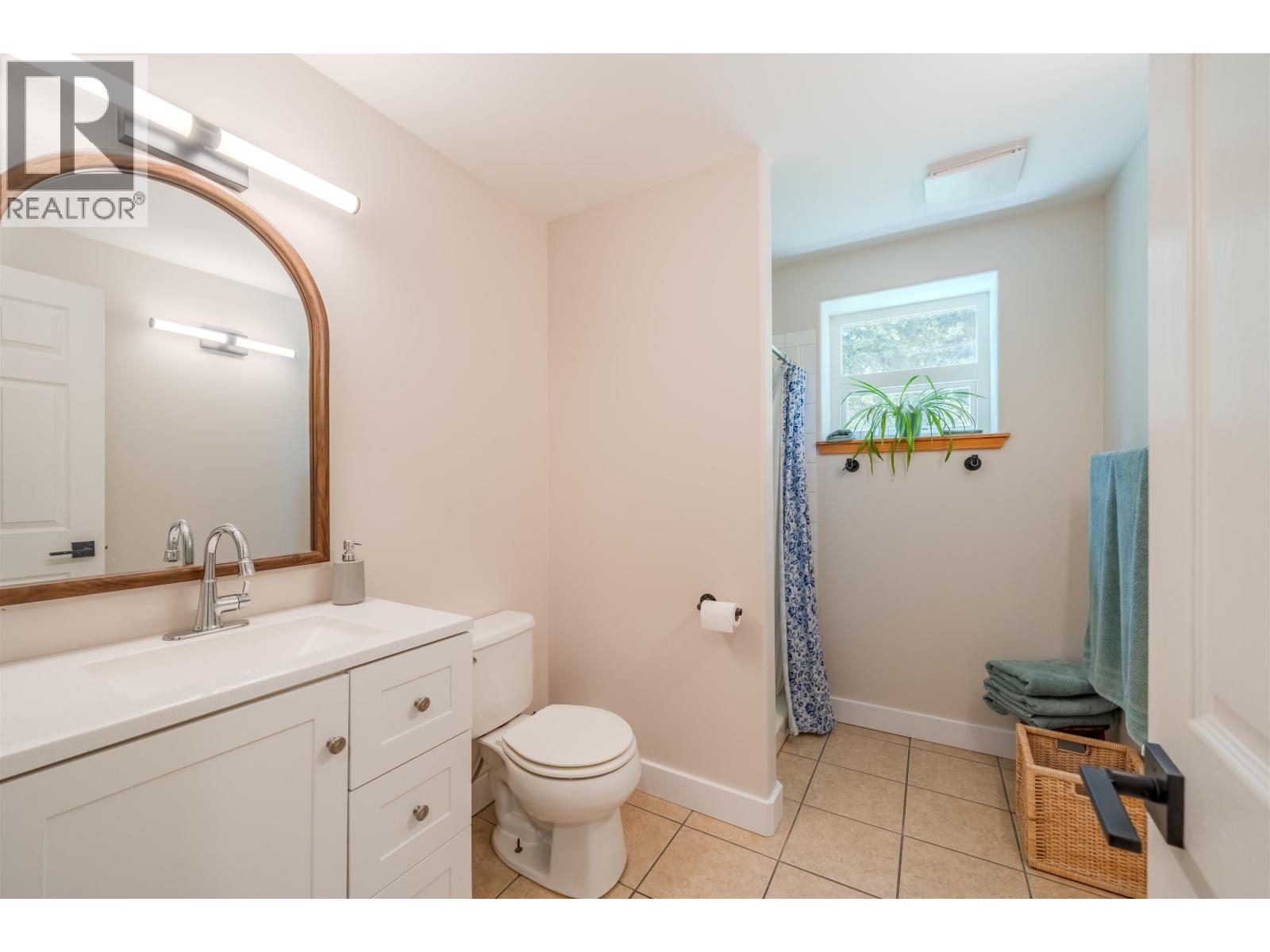 6341 REDPATH ROAD - 21