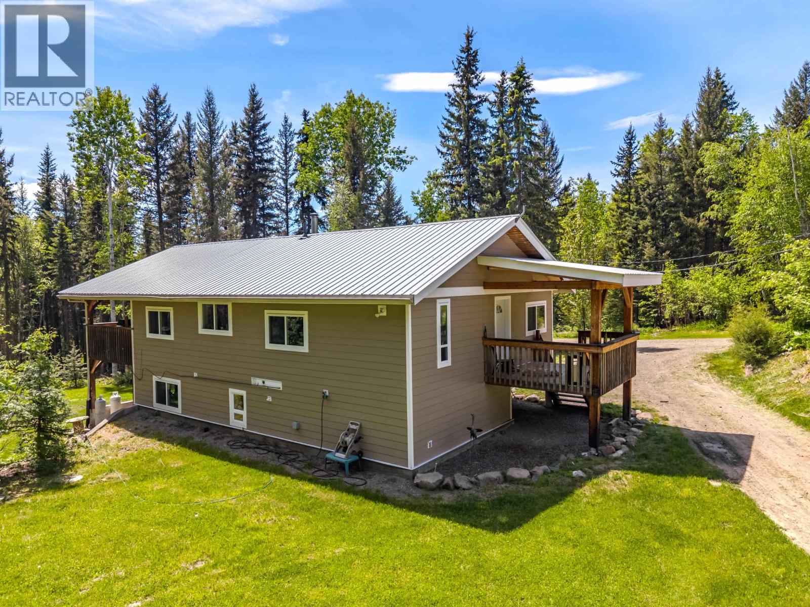 6341 REDPATH ROAD - 25