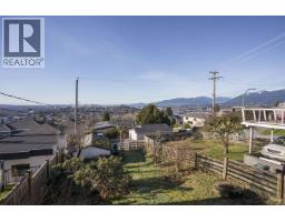 11 Hythe Avenue, Burnaby, BC V5B3H6 Photo 17