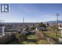 11 Hythe Avenue, Burnaby, BC V5B3H6 Photo 18