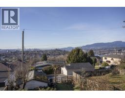 11 Hythe Avenue, Burnaby, BC V5B3H6 Photo 21