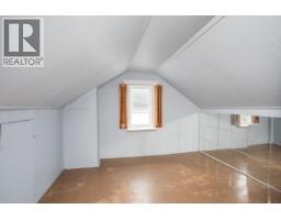 11 Hythe Avenue, Burnaby, BC V5B3H6 Photo 31
