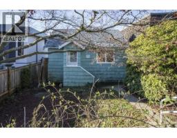 11 Hythe Avenue, Burnaby, BC V5B3H6 Photo 8