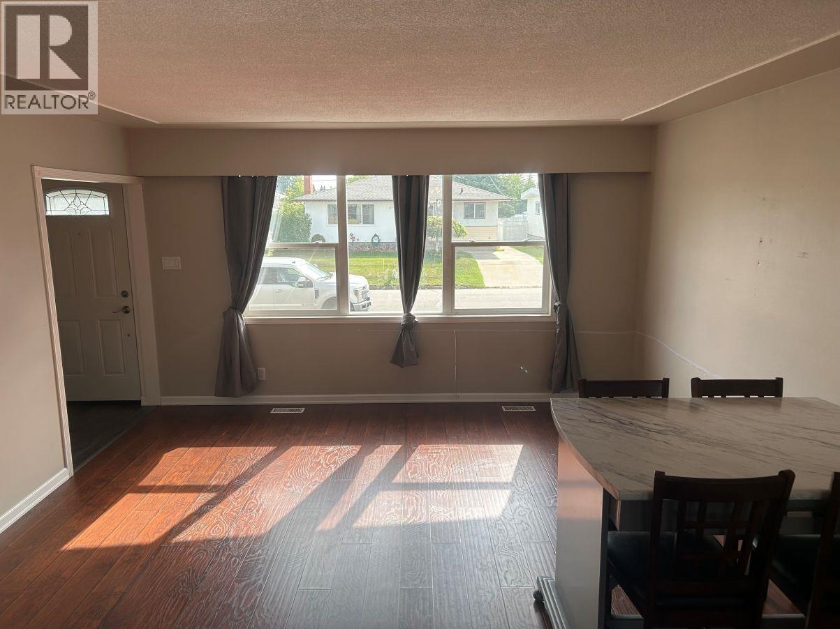 373 NICHOLSON STREET - 4