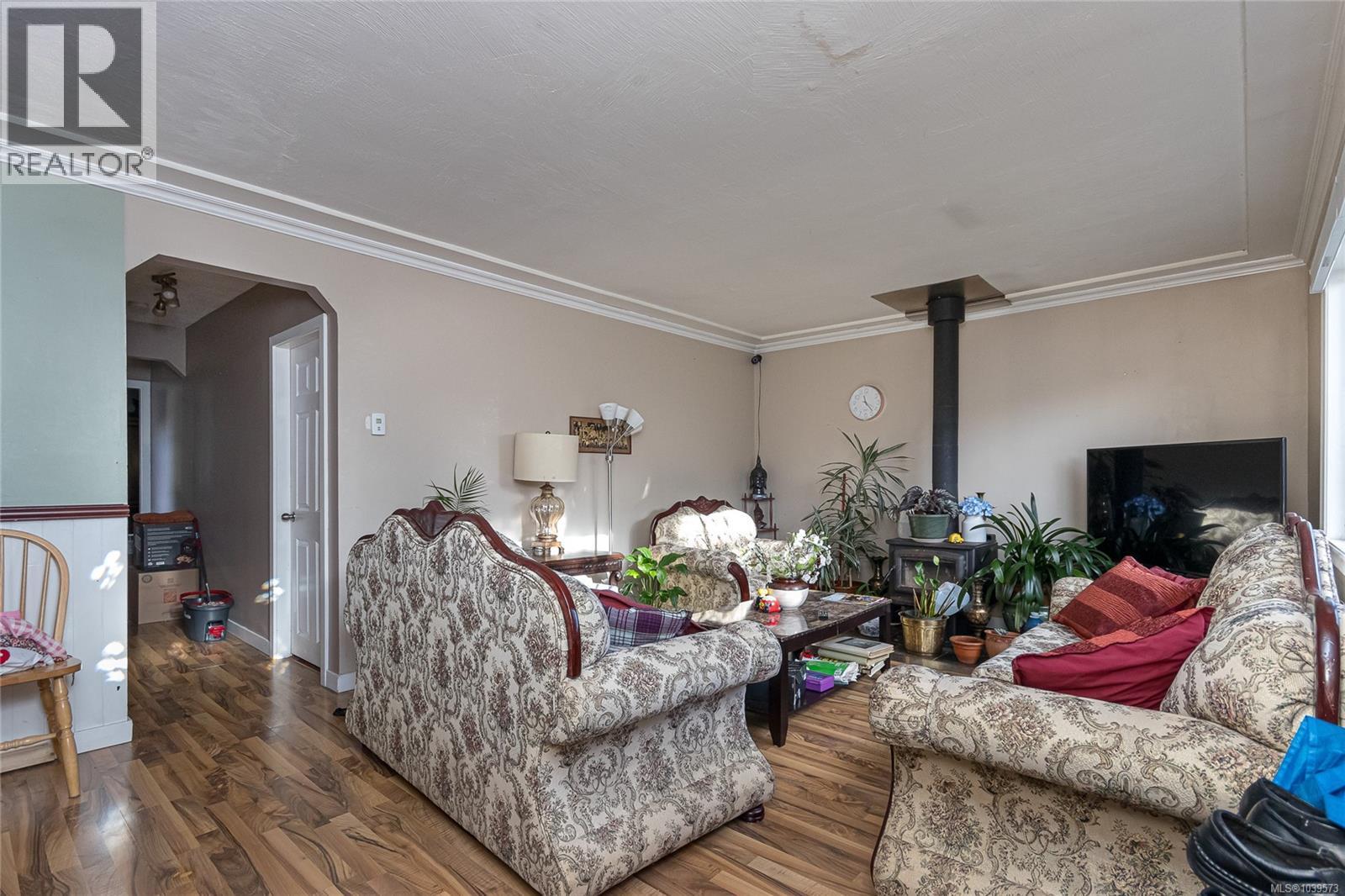 932 Bray Ave - 4