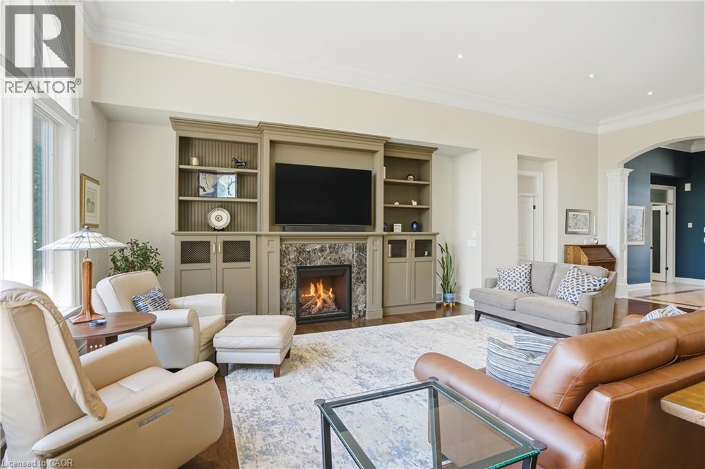 11 MERITAGE Lane - 12