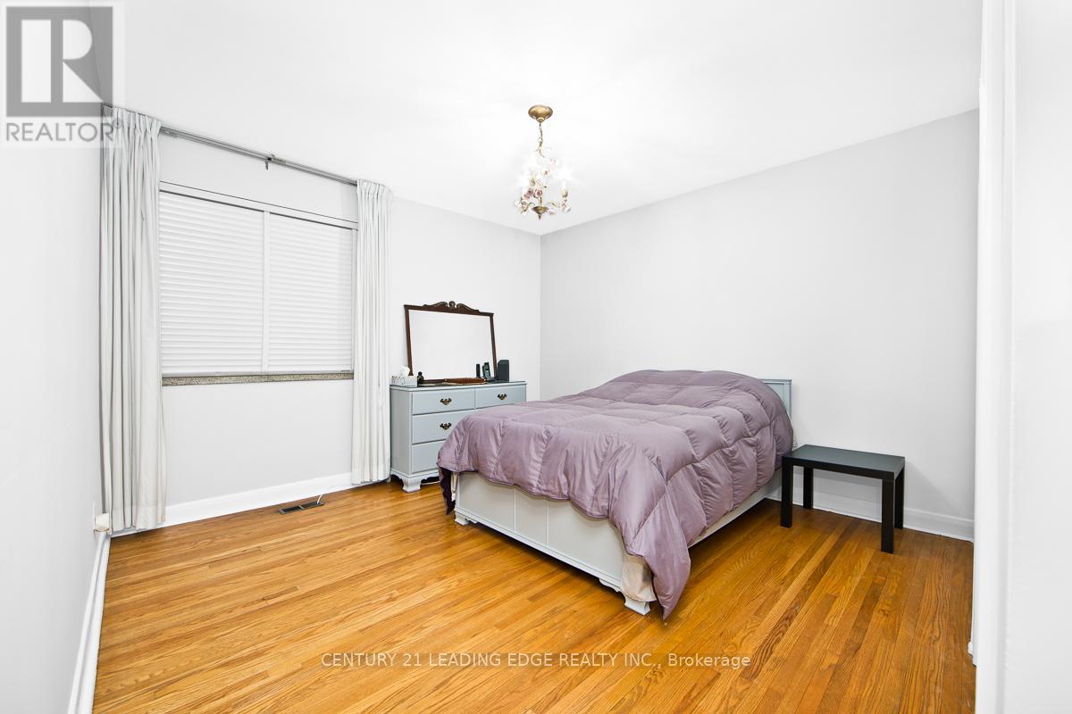 1 BRADGATE ROAD - 15